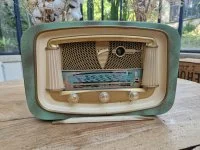 Radio vintage bluetooth &copy; Radio d'avant