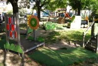 Aire de jeux -Place de l'avenir_Junas - Jeux pour enfants &copy; Office de Tourisme du Pays de Sommi&egrave;res