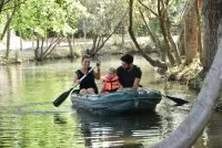 Les Petits Fermiers_Lansargues - balade en barque &copy; Les Petits Fermiers