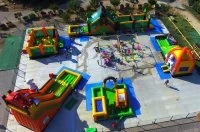 Les Petits Fermiers Lansargues - Espace jeux gonflables &copy; Les Petits fermiers