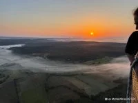 Lev&eacute; de soleil dans une montgolfiere - Les montgolfieres du sud &copy; Les montgolfieres du sud