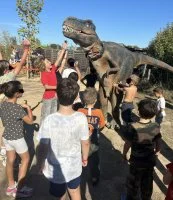 Optimum Loisirs_Gallargues-le-Montueux - Dino parc &copy; Optimum Loisirs