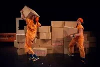 Spectacle &laquo; &Ccedil;a d&eacute;m&eacute;nage &raquo;_Calvisson &copy; Mairie de Calvisson