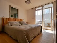 Maison d ecrivain - la cabane de charme - Chambre &copy; Maison d'ecrivain