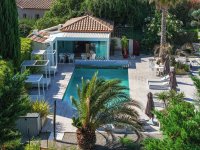 Villa Riviera - Espace piscine © Casa Dina