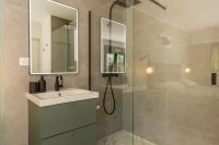 Suite C&eacute;ladon - Salle de bain &copy; Casa Dina