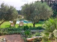 vue sur le jardin - vue sur le jardin &copy; Granier elisabeth