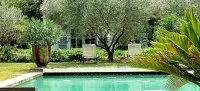 vue sur la piscine - jardin avec piscine &copy; Granier elisabeth