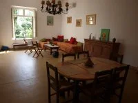 Meubl&eacute; de tourisme - Pi&egrave;ce principale &copy; G&icirc;te du Mas de Coste