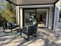 Le Ch&ecirc;ne Vert - Terrasse couverte &copy; Le Ch&ecirc;ne Vert
