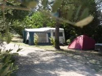 Camping l'Olivier - emplacement &copy; Camping l'Olivier