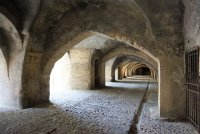 Sommières - Arches cachées dans la cité médiévale. © Ville de Sommières