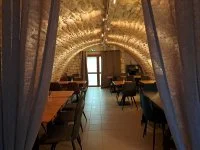 La Guinguette du Ch&acirc;teau_Saint-Cl&eacute;ment - Salle de restaurant 30 personnes de la guinguette &copy; OTPS