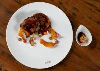 Restaurant - Plat raffin&eacute; &copy; La Canop&eacute;e - Ch&acirc;teau de Pondres