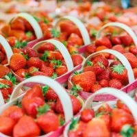 March&eacute; de Sommi&egrave;res - Fraises