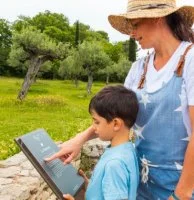 Site des Terriers enfant - Villevieille Antique